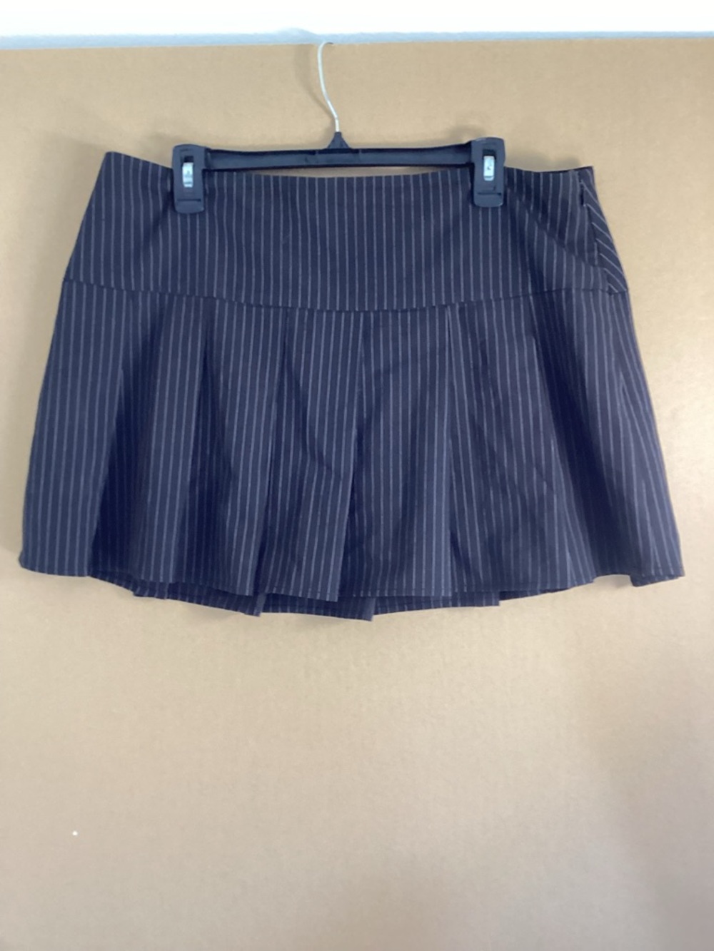 Fashion NV  Collegiate Baby Doll grsy Pinstripe Pleated Mini Skirt sz 1xl